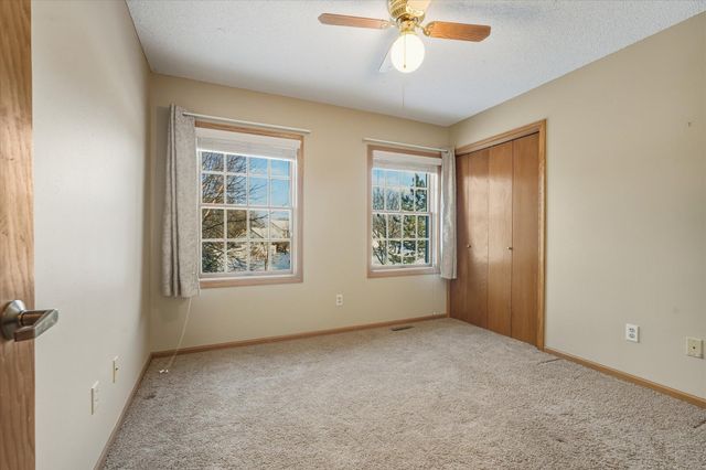 2563 Colony Circle, Saint Cloud, MN 56303