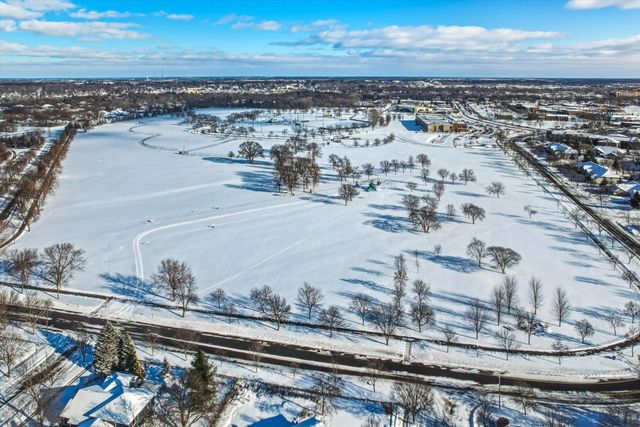 2563 Colony Circle, Saint Cloud, MN 56303