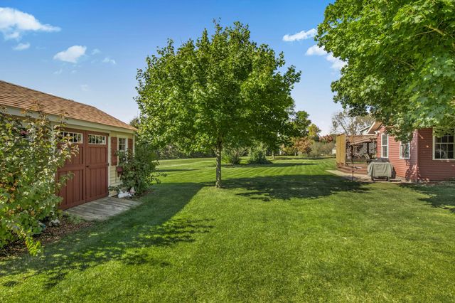 2563 Colony Circle, Saint Cloud, MN 56303