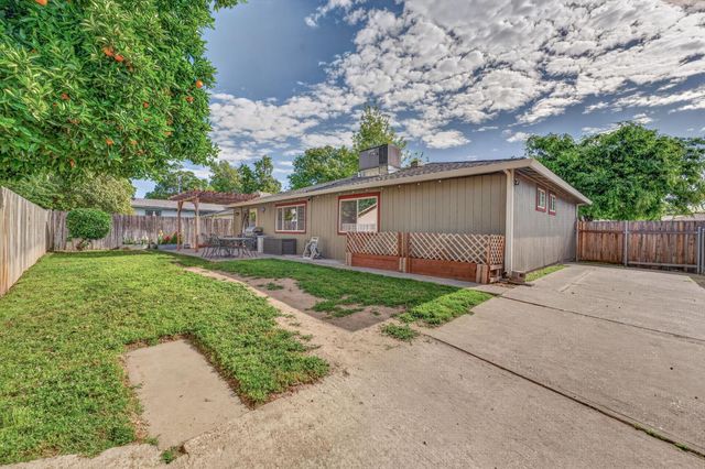 8325 Willow Tree Way, Citrus Heights, CA 95621