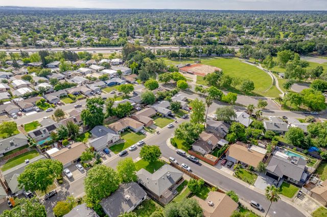 8325 Willow Tree Way, Citrus Heights, CA 95621