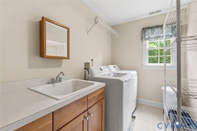 18572 Willoughby Heights Ln, Rockville, VA 23146