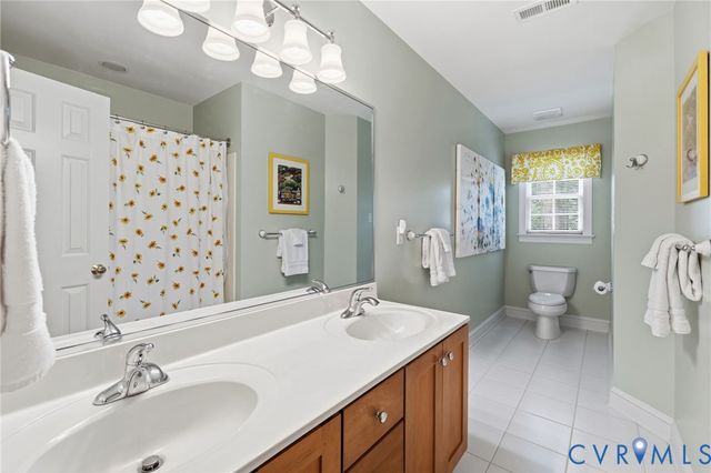 18572 Willoughby Heights Ln, Rockville, VA 23146