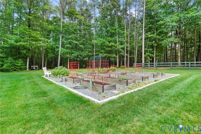 18572 Willoughby Heights Ln, Rockville, VA 23146