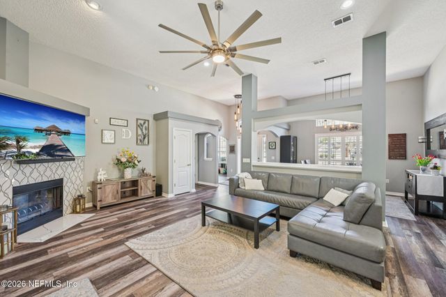 1764 REDWOOD Lane, Middleburg, FL 32068