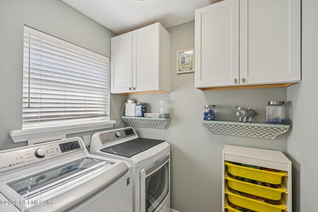 1764 REDWOOD Lane, Middleburg, FL 32068