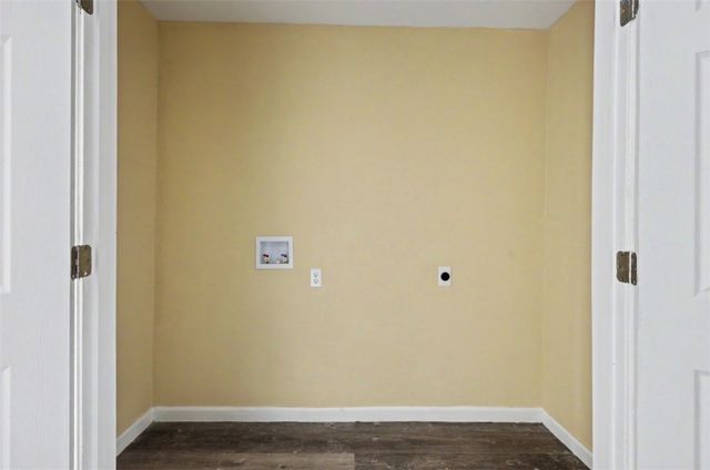 1138 Golla Dr, Corpus Christi, TX 78407