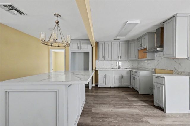 1138 Golla Dr, Corpus Christi, TX 78407