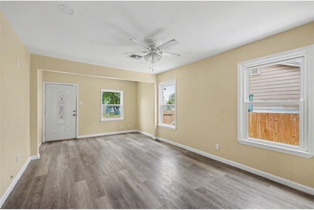 1138 Golla Dr, Corpus Christi, TX 78407