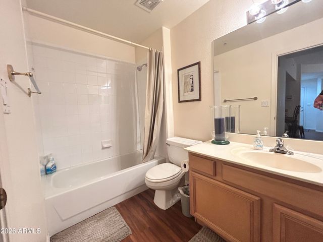 7401 W ARROWHEAD CLUBHOUSE Drive 1010, Glendale, AZ 85308