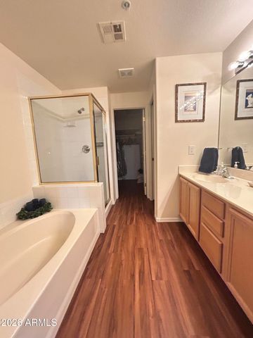 7401 W ARROWHEAD CLUBHOUSE Drive 1010, Glendale, AZ 85308