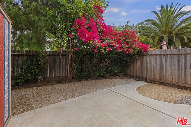 9202 National Boulevard, Los Angeles, CA 90034