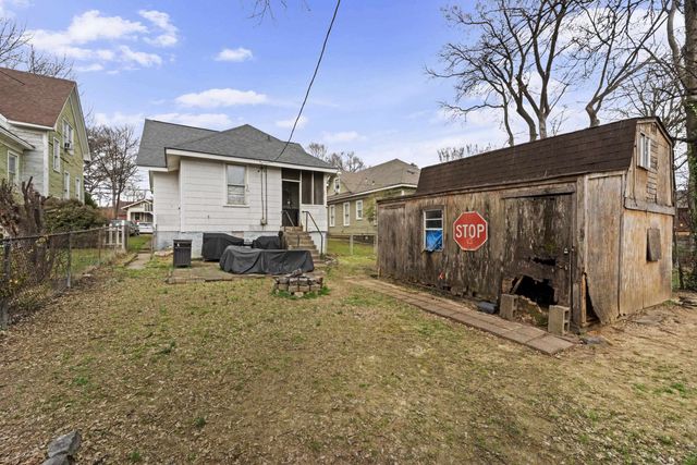 1995 COURT AVE, Memphis, TN 38104