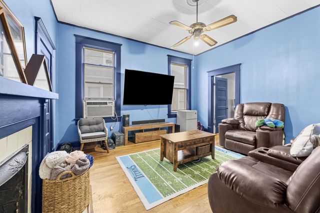 1995 COURT AVE, Memphis, TN 38104