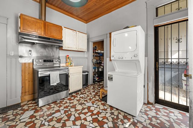 1995 COURT AVE, Memphis, TN 38104