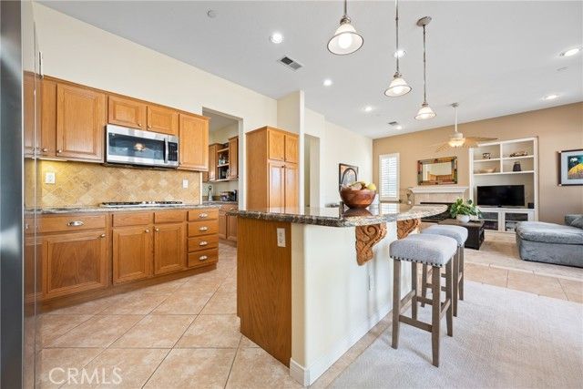 710 Greyfield Court, Fallbrook, CA 92028