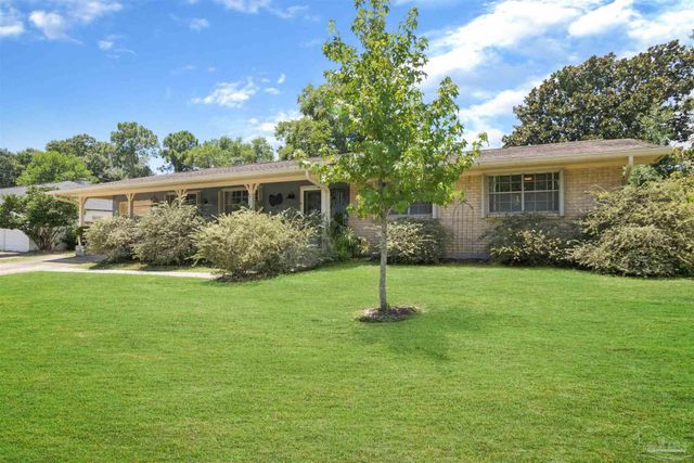 4115 Kingsberry Dr, Pensacola, FL 32504