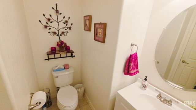 6813 Cobalt Drive, Bakersfield, CA 93313