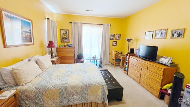 6813 Cobalt Drive, Bakersfield, CA 93313