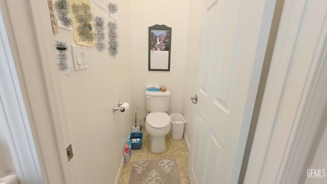 6813 Cobalt Drive, Bakersfield, CA 93313