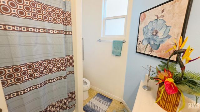 6813 Cobalt Drive, Bakersfield, CA 93313