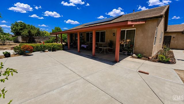 6813 Cobalt Drive, Bakersfield, CA 93313