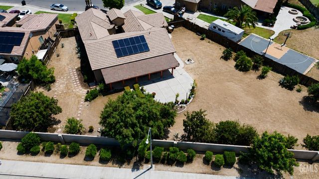 6813 Cobalt Drive, Bakersfield, CA 93313