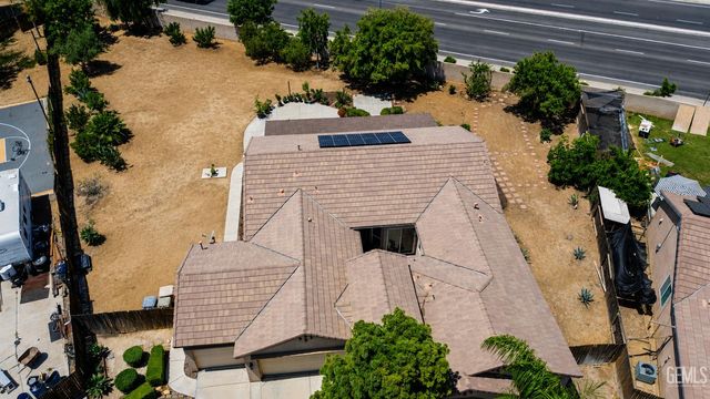 6813 Cobalt Drive, Bakersfield, CA 93313