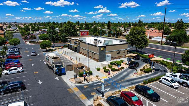 6813 Cobalt Drive, Bakersfield, CA 93313