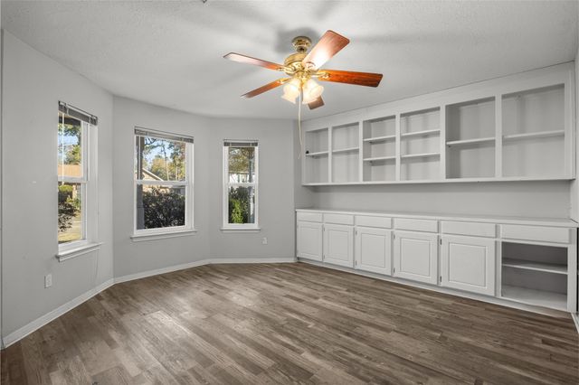 4010 Garden Lake Drive, Houston, TX 77339