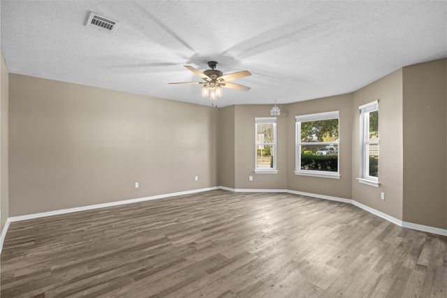 4010 Garden Lake Drive, Houston, TX 77339