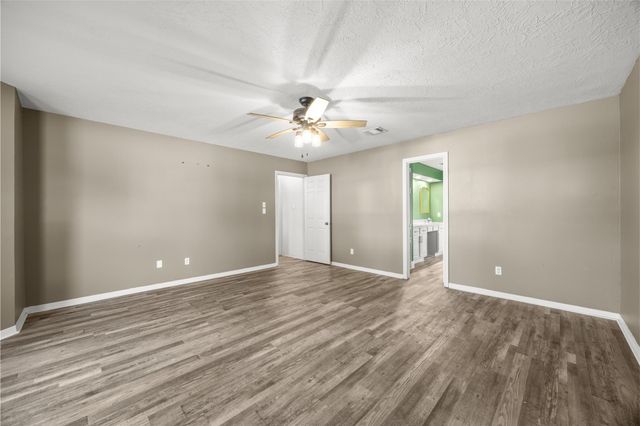 4010 Garden Lake Drive, Houston, TX 77339