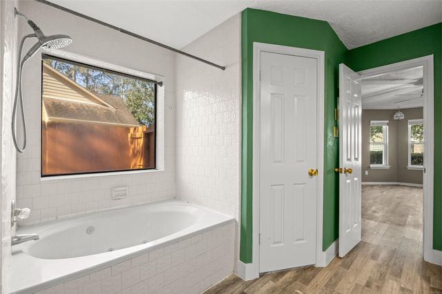 4010 Garden Lake Drive, Houston, TX 77339