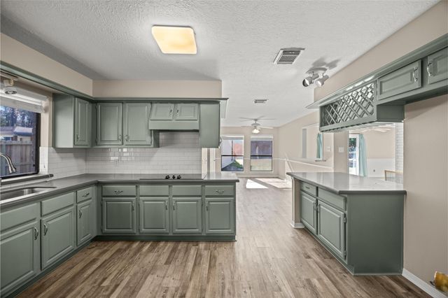 4010 Garden Lake Drive, Houston, TX 77339