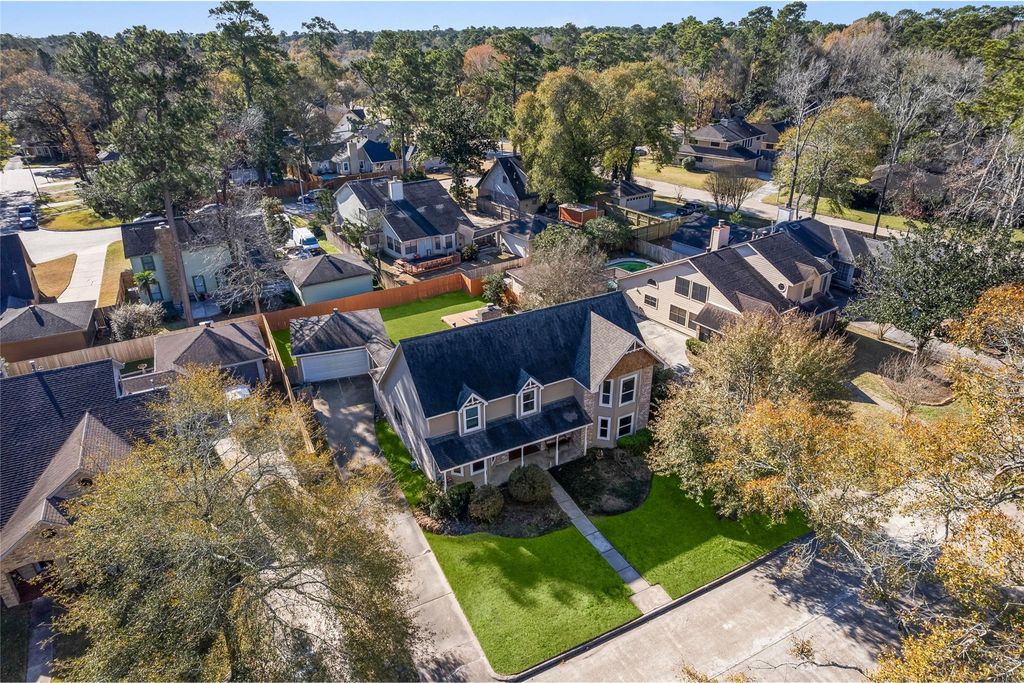 4010 Garden Lake Drive, Houston, TX 77339