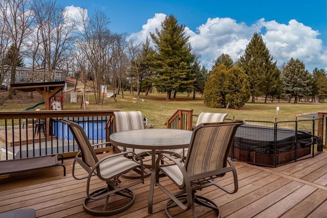 881 Parkview Drive, Milton, WI 53563