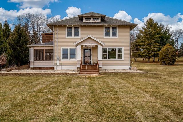 881 Parkview Drive, Milton, WI 53563