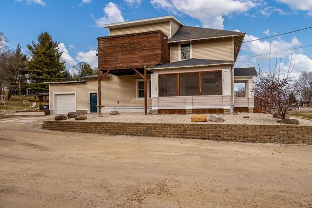 881 Parkview Drive, Milton, WI 53563