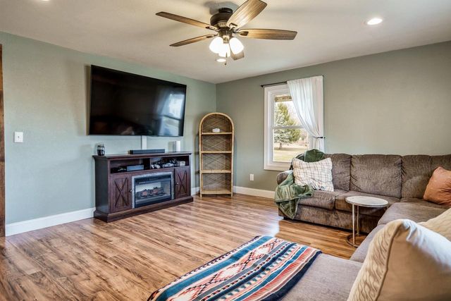 881 Parkview Drive, Milton, WI 53563