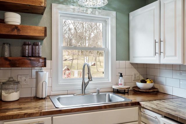 881 Parkview Drive, Milton, WI 53563