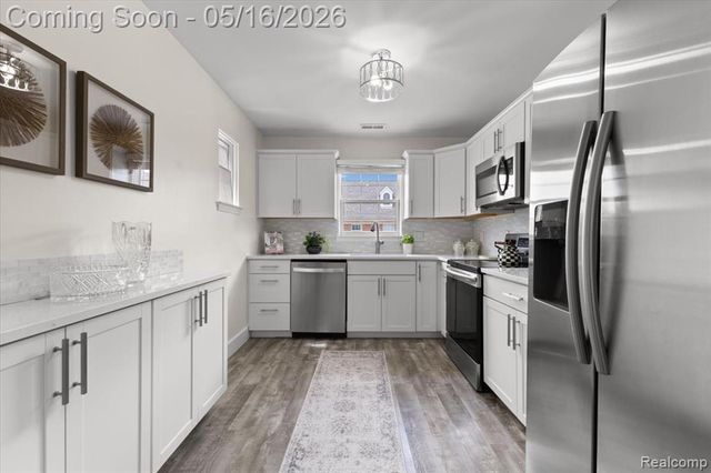 43456 Pendleton Circle, Sterling Heights, MI 48313