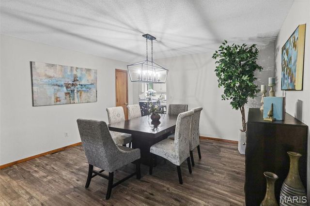 1900 Stanford Place, Edwardsville, IL 62025