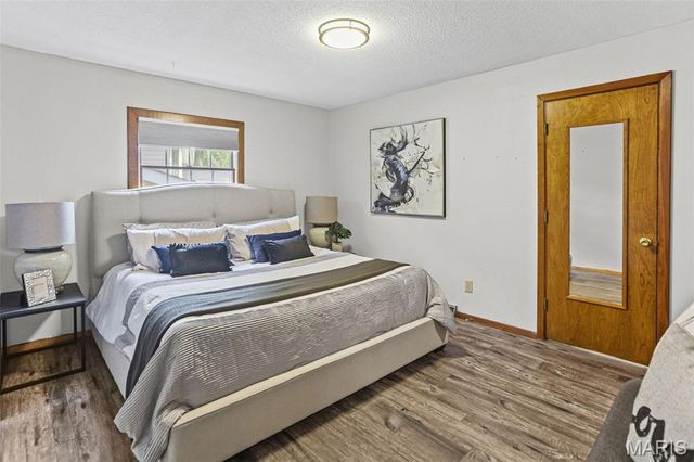 1900 Stanford Place, Edwardsville, IL 62025