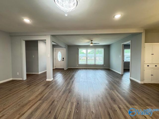 3111 Lewisburg Drive, Huntsville, AL 35810