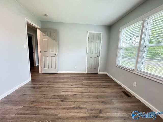 3111 Lewisburg Drive, Huntsville, AL 35810