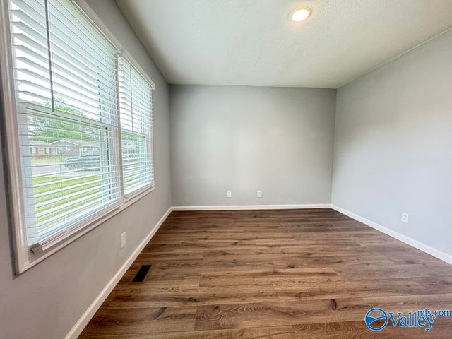 3111 Lewisburg Drive, Huntsville, AL 35810