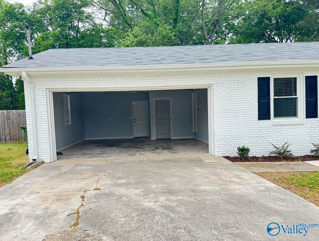 3111 Lewisburg Drive, Huntsville, AL 35810