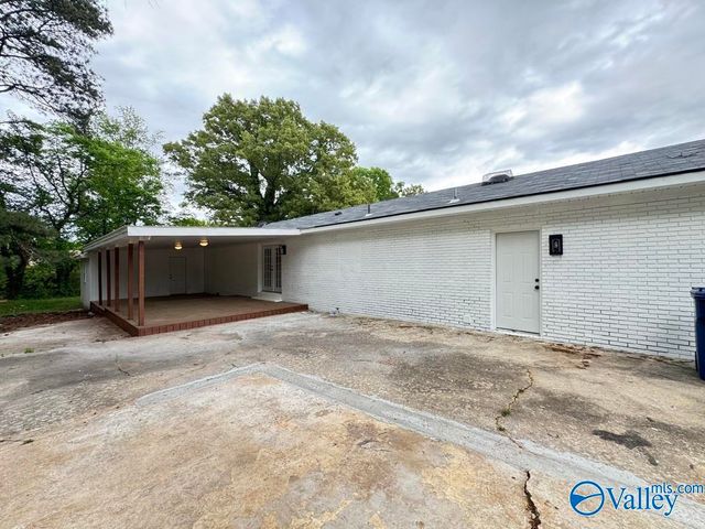 3111 Lewisburg Drive, Huntsville, AL 35810