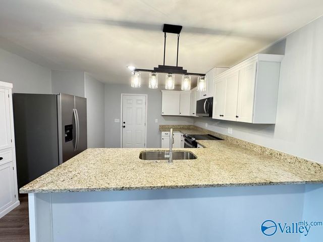 3111 Lewisburg Drive, Huntsville, AL 35810