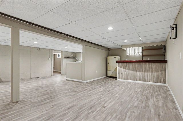 913 S Main Street, Crown Point, IN 46307